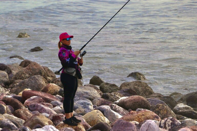 Se lleva a cabo el Primer Torneo de Pesca de Orilla Femenil Lucy’s Fishing